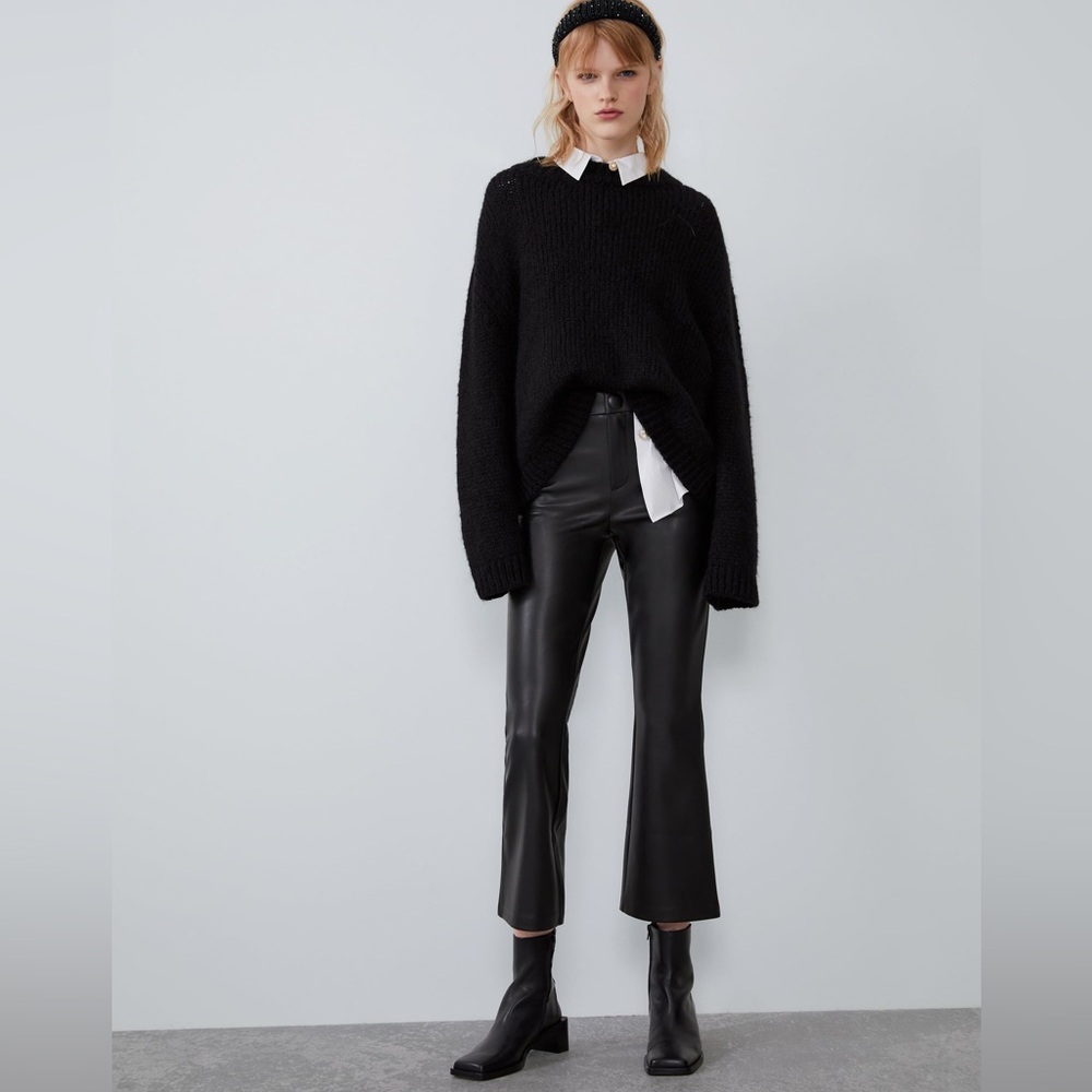 Zara Faux Leather high waisted cropped pants size small